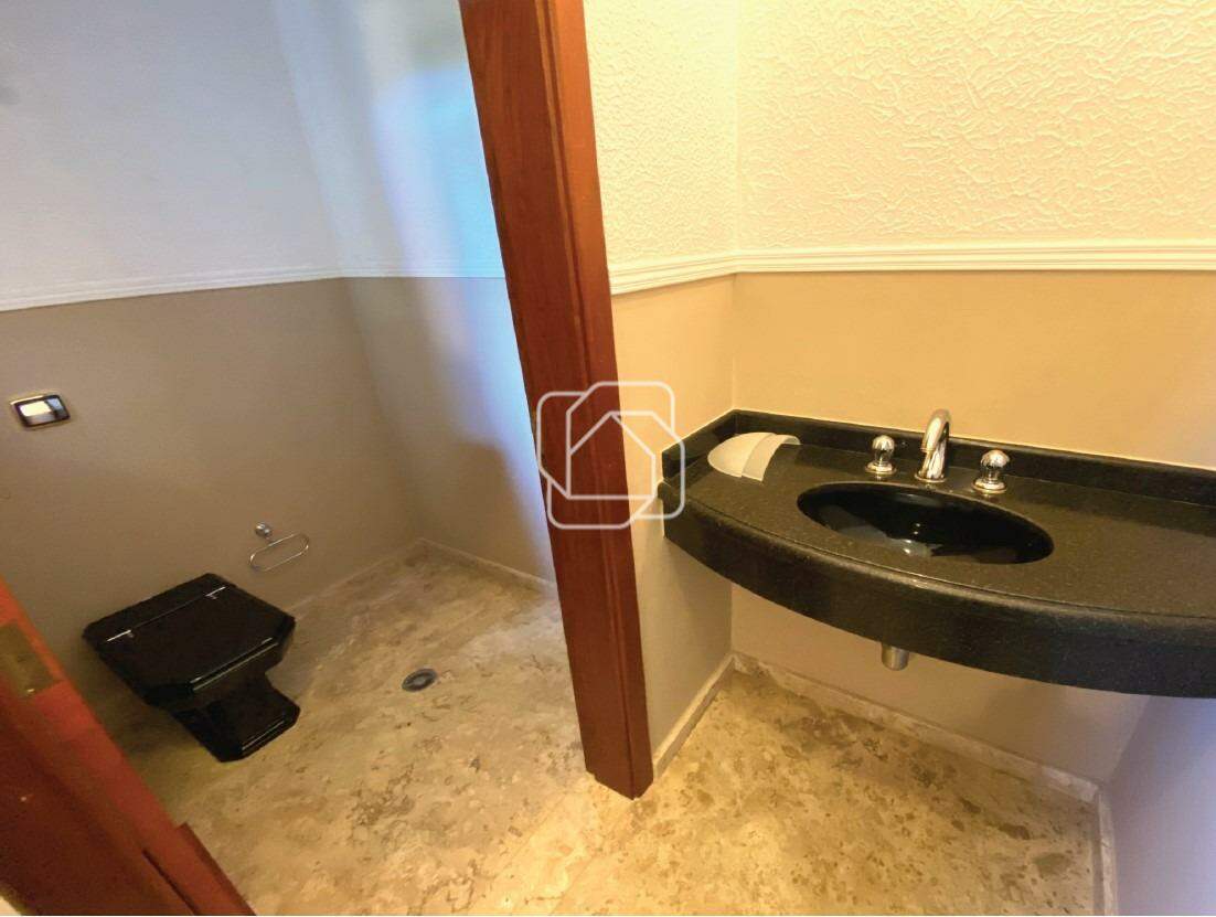 Casa de Condomínio para aluguel em Indaiatuba - SP - Helvetia Country: Lavabo