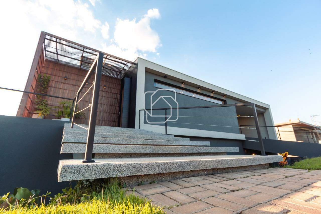 Casa de Condomínio à venda em Indaiatuba - SP - Jardins do Golfe Residencial Indaiatuba: Fachada