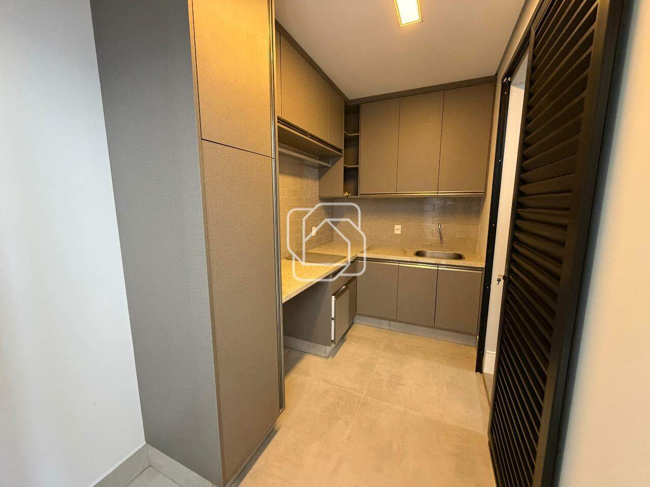 Casa de Condomínio à venda em Indaiatuba - SP - Residencial Duas Marias: Lavanderia