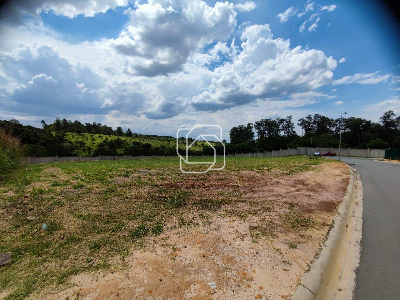 Terreno à venda em Indaiatuba - SP - Reserva Petrus: Visão geral do terreno