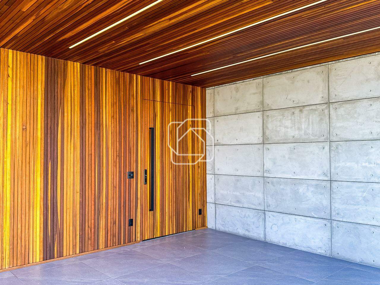 Casa de Condomínio à venda em Indaiatuba - SP - Jardim Vila Paradiso: Garagem