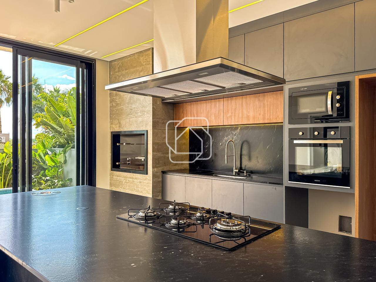 Casa de Condomínio à venda em Indaiatuba - SP - Jardim Vila Paradiso: Cozinha integrada