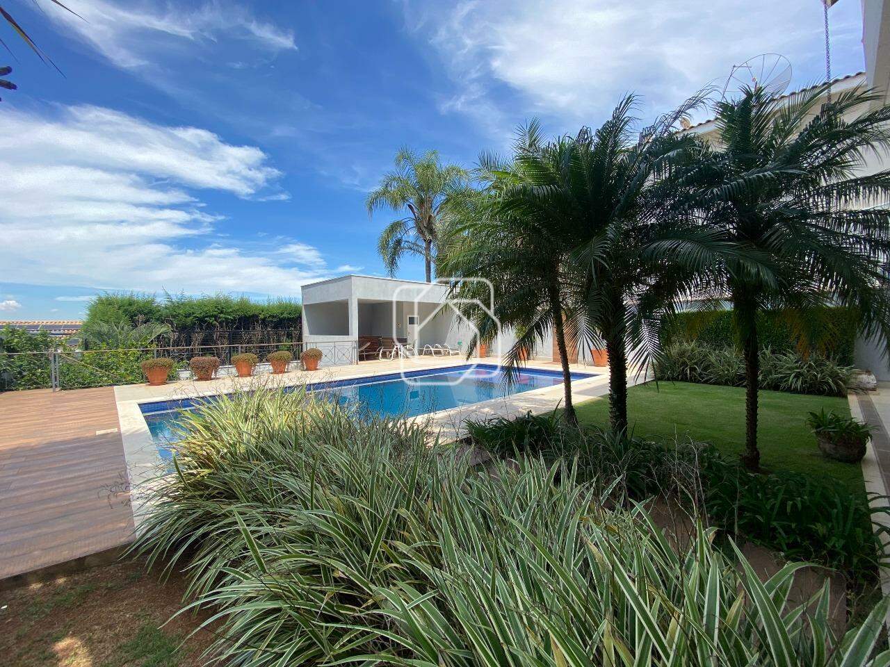 Casa de Condomínio à venda em Itu - SP - Jardim Theodora: Área externa