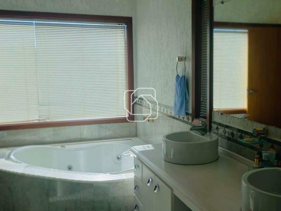 Casa de Condomínio à venda em Itu - SP - Condomínio Campos de Santo Antônio: Banheiro