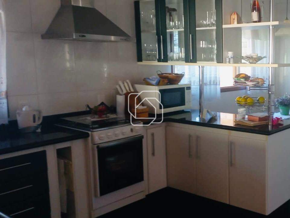 Casa de Condomínio à venda em Itu - SP - Condomínio Campos de Santo Antônio: Cozinha