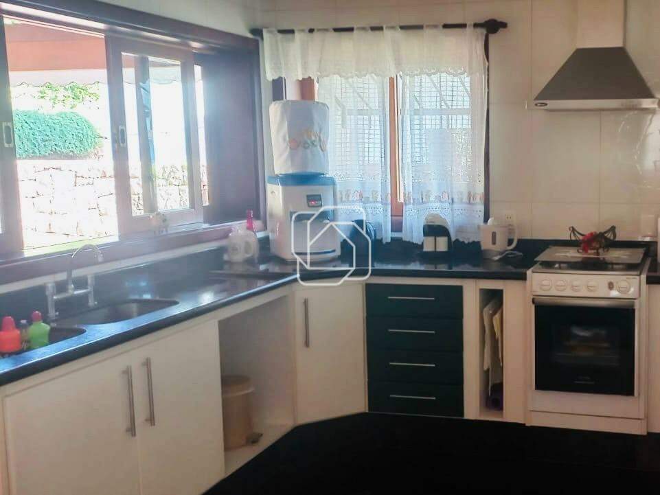 Casa de Condomínio à venda em Itu - SP - Condomínio Campos de Santo Antônio: Cozinha