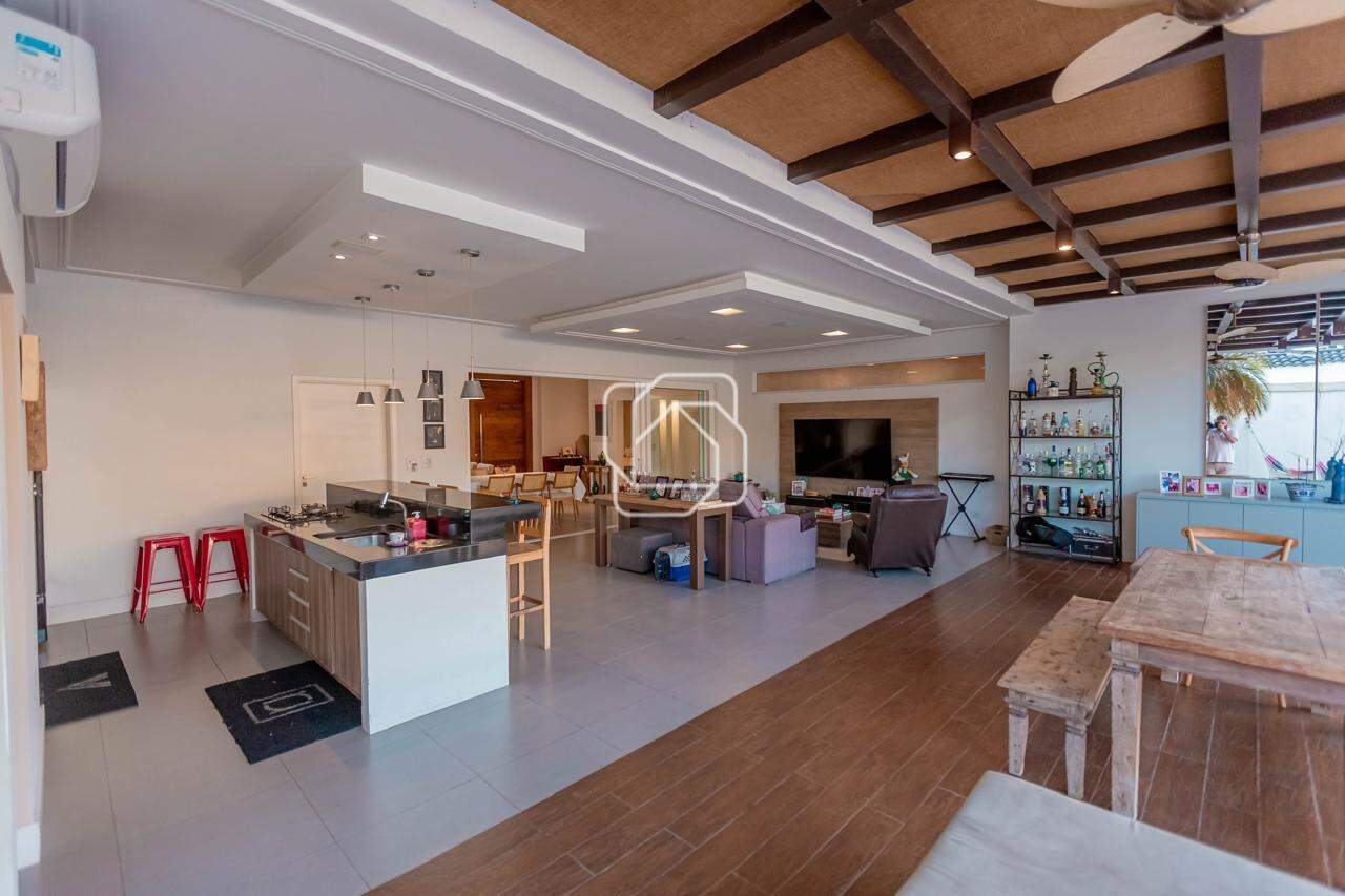 Casa de Condomínio à venda em Salto - SP - Condomínio Fazenda Palmeiras Imperiais: Área Gourmet integrada
