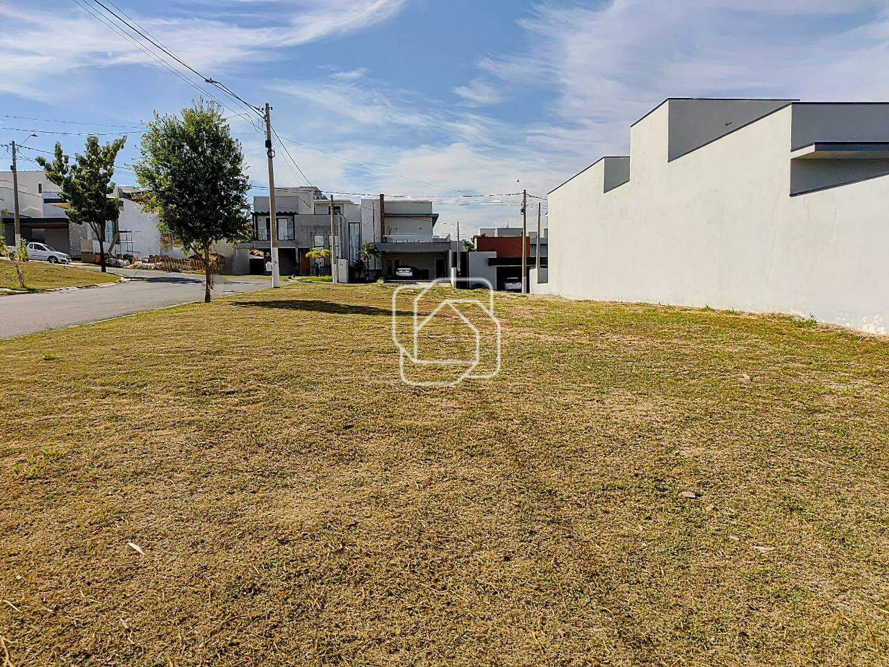 Terreno à venda em Itu - SP - Condomínio Gardenville: 