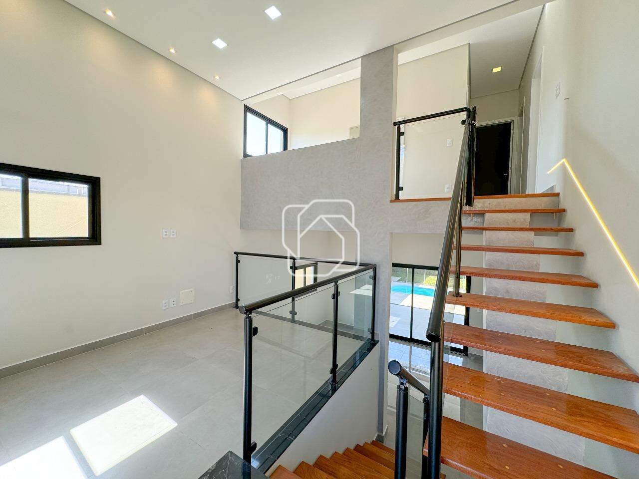 Casa de Condomínio para aluguel em Salto - SP - Residencial Lagos D’Icaraí: 