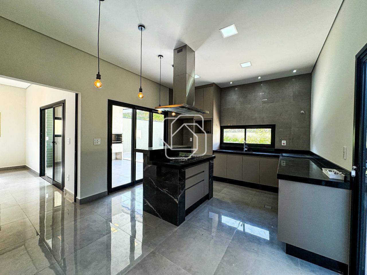 Casa de Condomínio para aluguel em Salto - SP - Residencial Lagos D’Icaraí: 