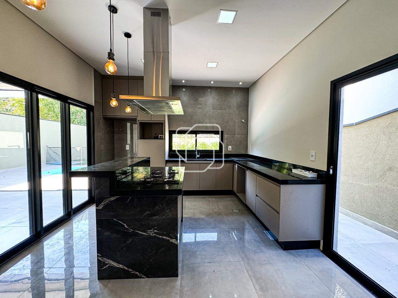 Casa de Condomínio para aluguel em Salto - SP - Residencial Lagos D’Icaraí: 