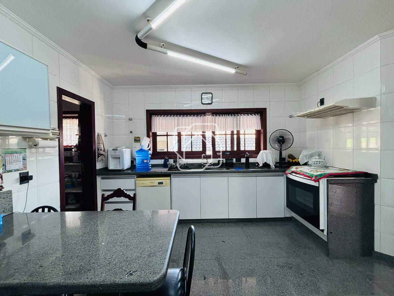 Casa de Condomínio à venda em Itu - SP - Condomínio Campos de Santo Antônio: Cozinha