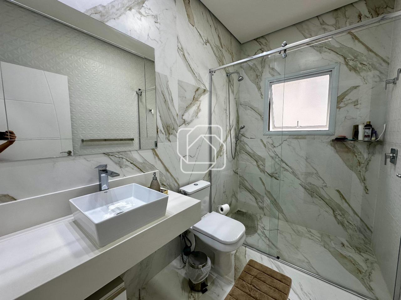 Casa de Condomínio à venda em Itu - SP - Residencial Saint Paul: Banheiro