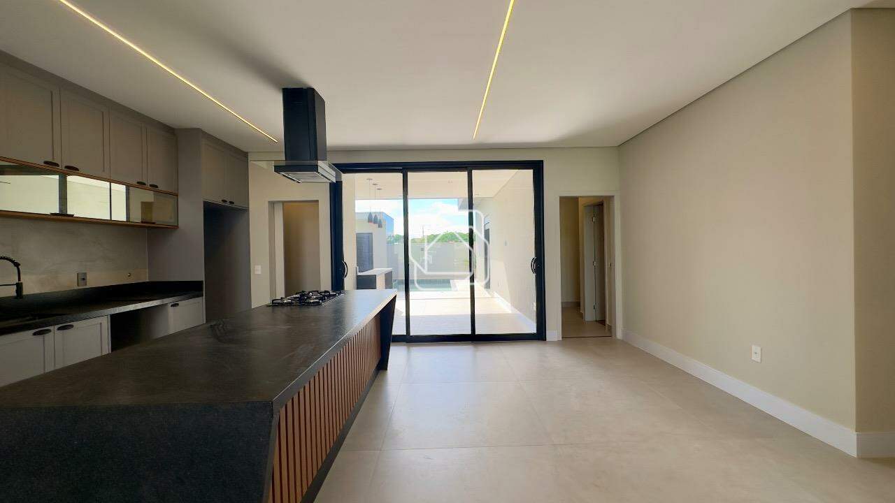 Casa de Condomínio à venda em Indaiatuba - SP - Jardim Villa Sapezal: Cozinha