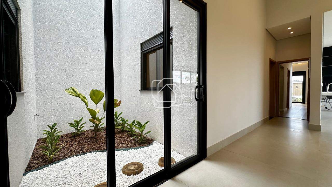 Casa de Condomínio à venda em Indaiatuba - SP - Jardim Villa Sapezal: Jardim de inverno