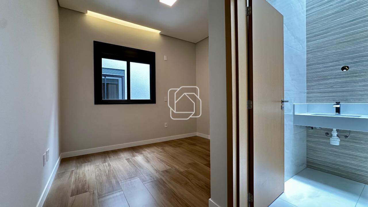Casa de Condomínio à venda em Indaiatuba - SP - Jardim Villa Sapezal: Dormitório