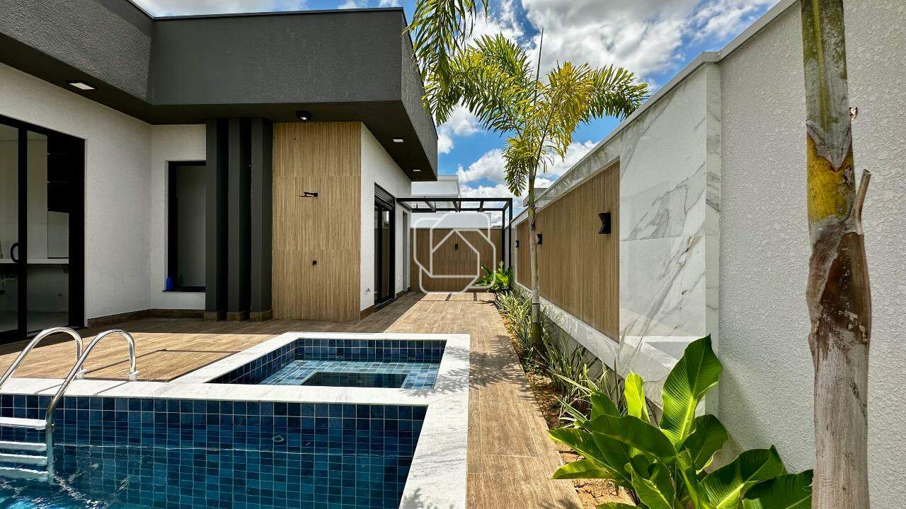 Casa de Condomínio à venda em Indaiatuba - SP - Jardim Villa Sapezal: Área da piscina