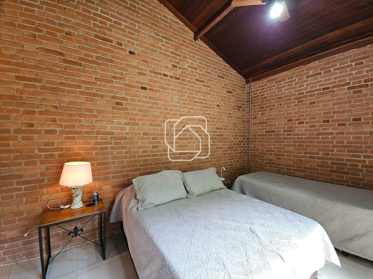 Casa de Condomínio à venda em Indaiatuba - SP - Recanto das Flores: Dormitório