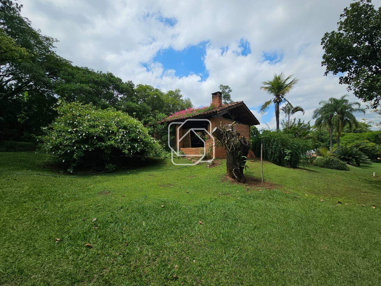 Casa de Condomínio à venda em Indaiatuba - SP - Recanto das Flores: Área externa