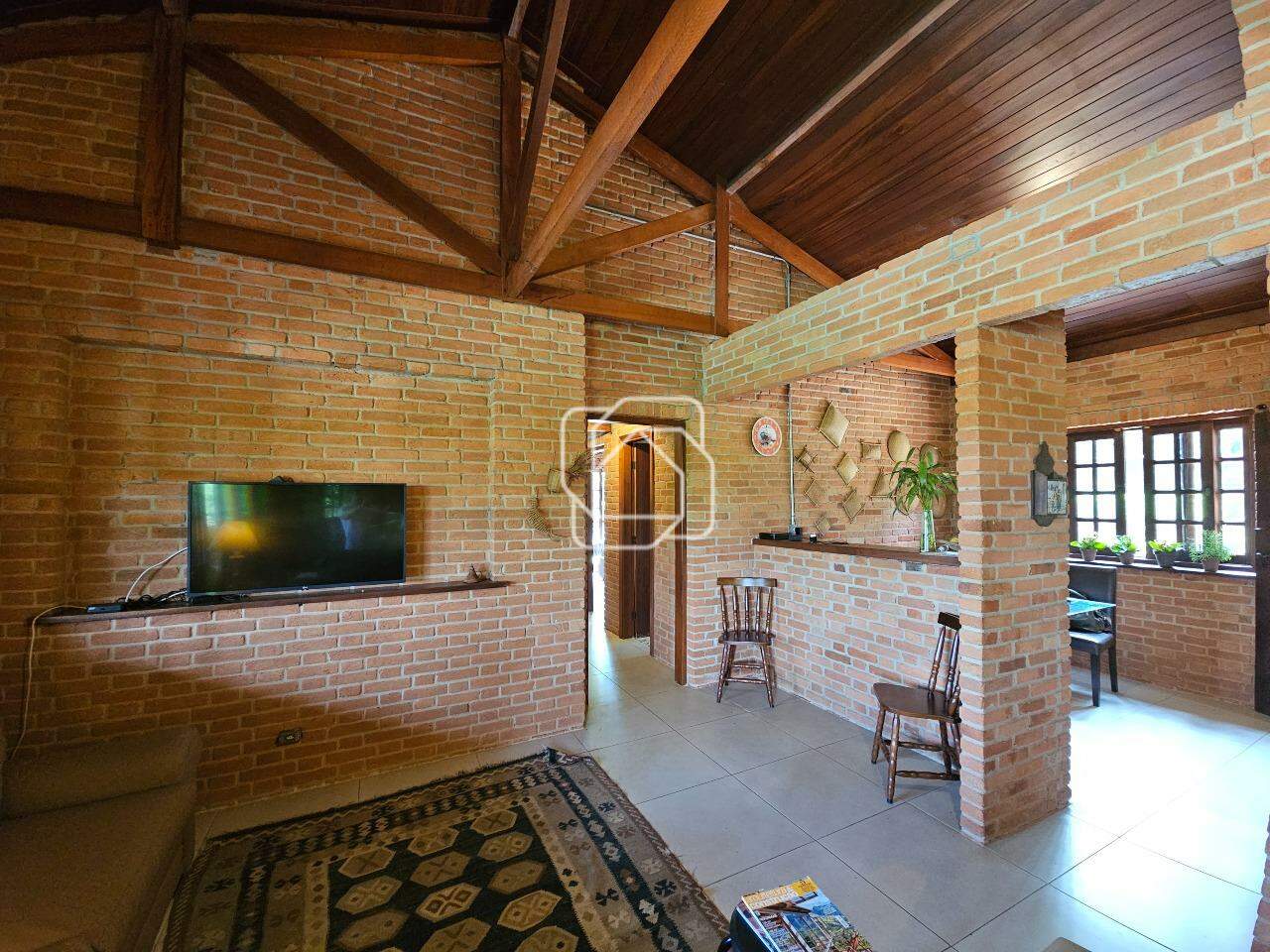 Casa de Condomínio à venda em Indaiatuba - SP - Recanto das Flores: Sala de TV