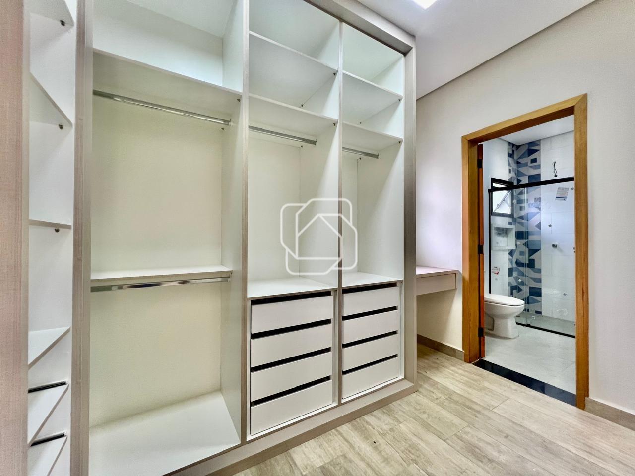Casa de Condomínio à venda em Salto - SP - Residencial Lagos D’Icaraí: Closet