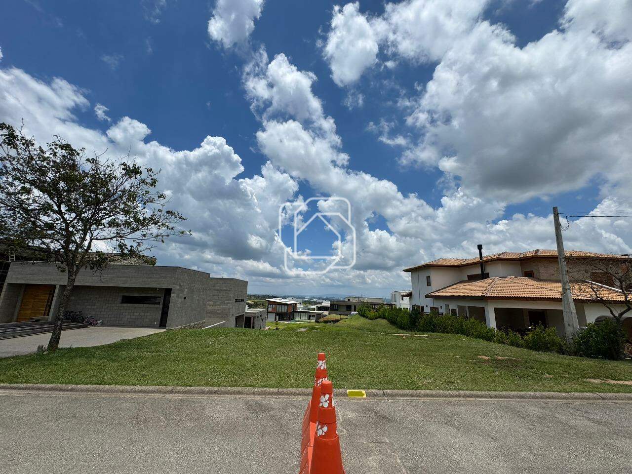 Terreno à venda em Itu - SP - Condomínio Fazenda Kurumin: 