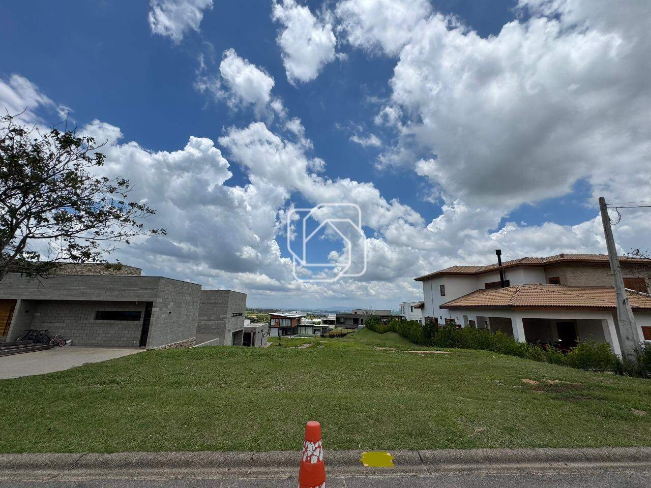 Terreno à venda em Itu - SP - Condomínio Fazenda Kurumin: 