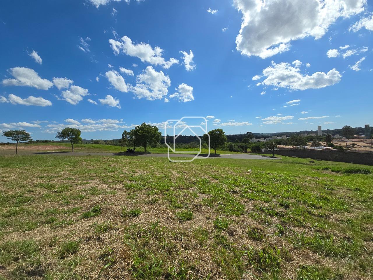 Terreno à venda em Itu - SP - Residencial Parque Campos de Santo Antônio II: 