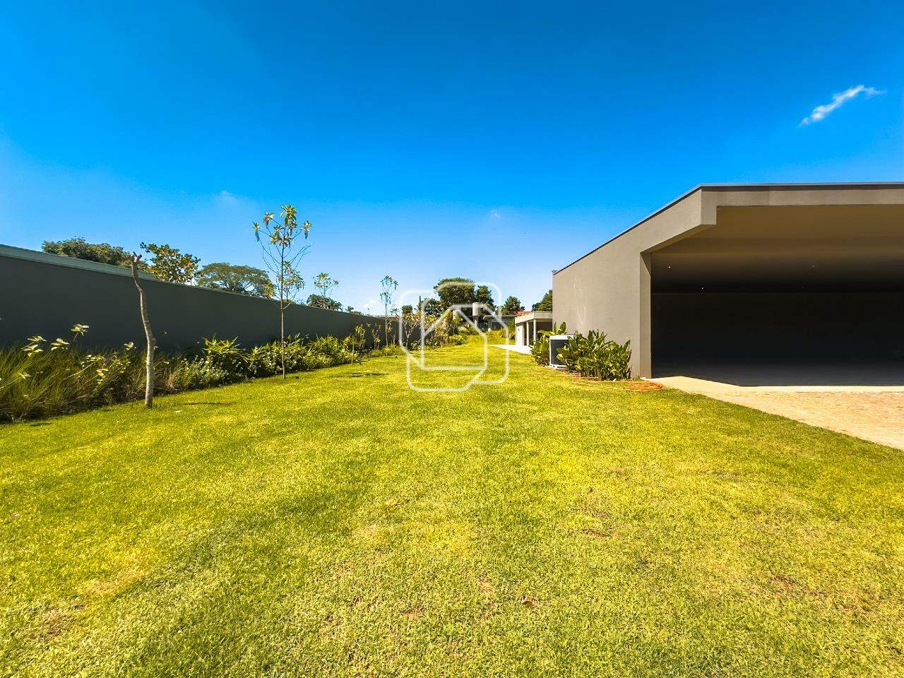 Casa de Condomínio à venda em Indaiatuba - SP - Recanto das Flores: Área externa