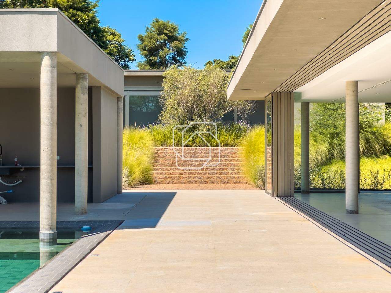 Casa de Condomínio à venda em Indaiatuba - SP - Recanto das Flores: Área externa