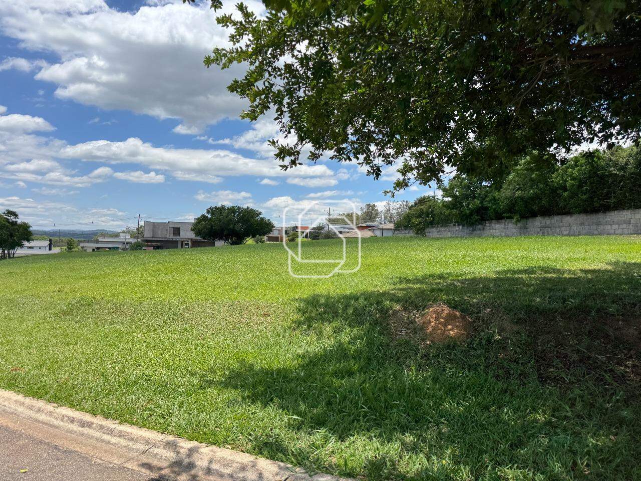 Terreno à venda em Itu - SP - Condomínio Fazenda Kurumin: 