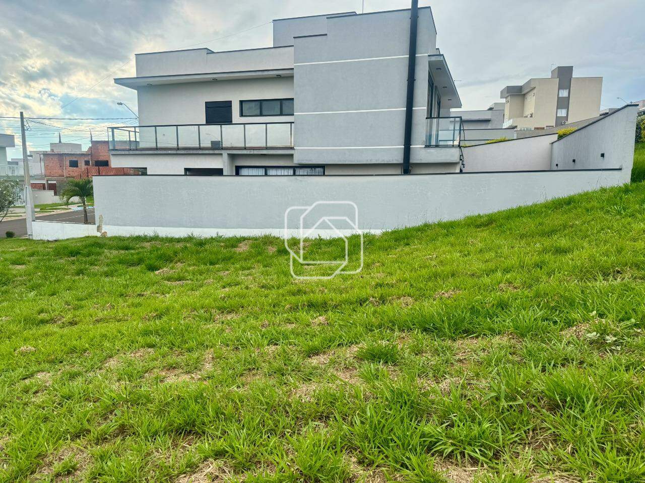 Terreno à venda em Salto - SP - Residencial Lagos D’Icaraí: 