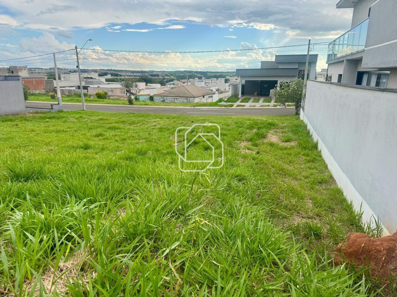 Terreno à venda em Salto - SP - Residencial Lagos D’Icaraí: 