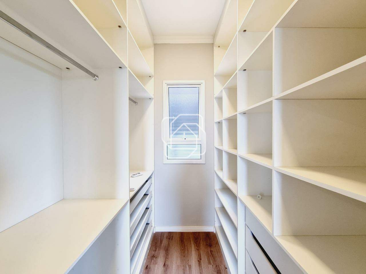 Casa de Condomínio para aluguel em Indaiatuba - SP - Jardim Vila Paradiso: Closet