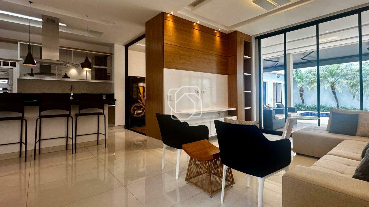 Casa de Condomínio à venda em Indaiatuba - SP - Residencial Duas Marias: Sala de estar