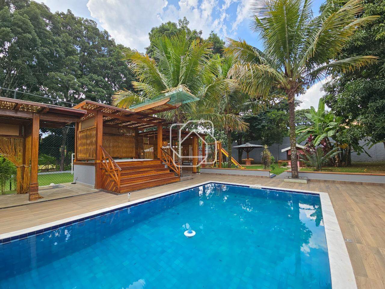 Casa de Condomínio à venda em Indaiatuba - SP - Vale das Laranjeiras: Área da piscina