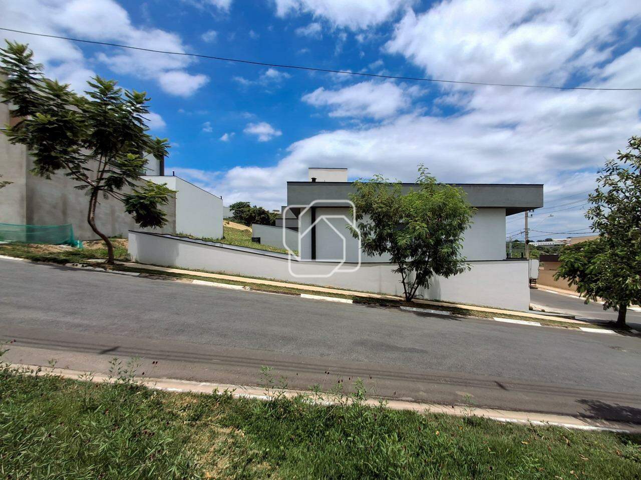Terreno à venda em Itu - SP - Condomínio Gardenville: 