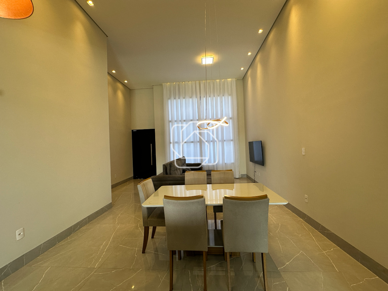 Casa de Condomínio à venda em Itu - SP - Condomínio Gardenville: Sala de Jantar