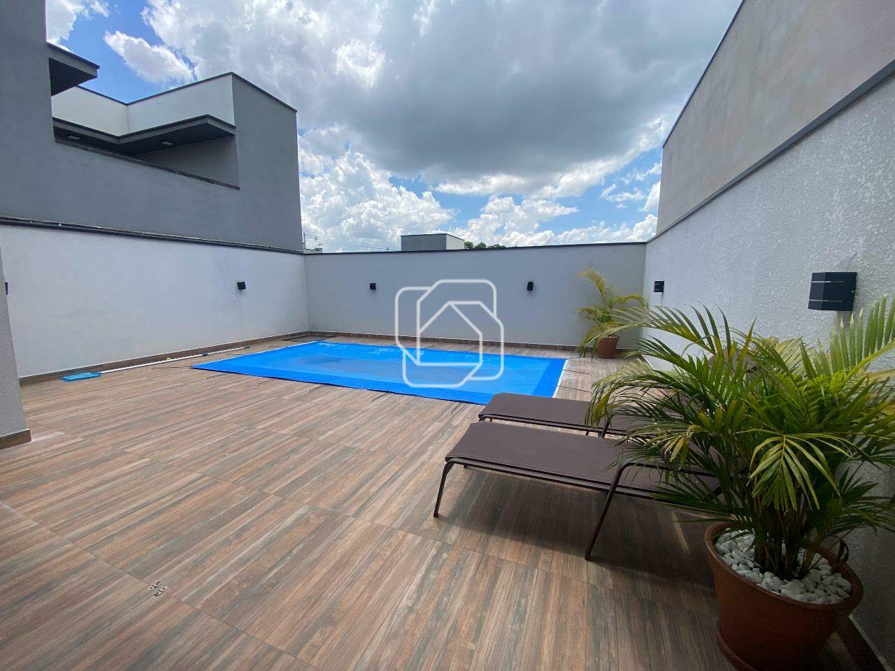 Casa de Condomínio para aluguel em Indaiatuba - SP - Loteamento Park Gran Reserve: Área da piscina