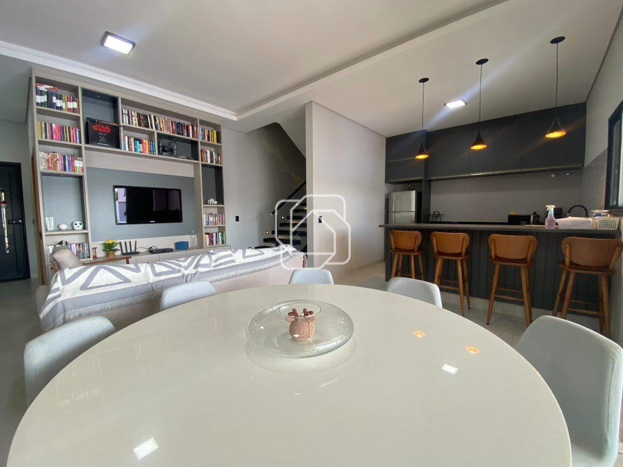Casa de Condomínio para aluguel em Indaiatuba - SP - Loteamento Park Gran Reserve: Sala de jantar