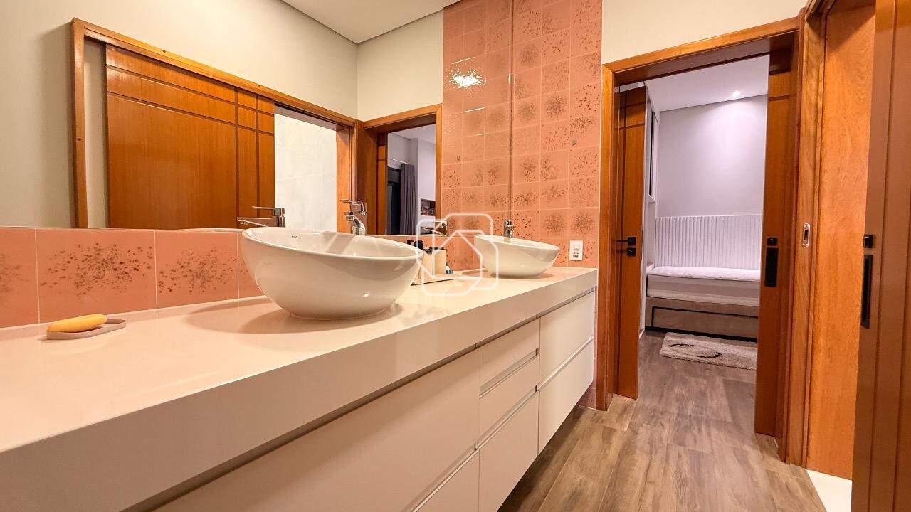 Casa de Condomínio à venda em Indaiatuba - SP - Residencial Duas Marias: Banheiro