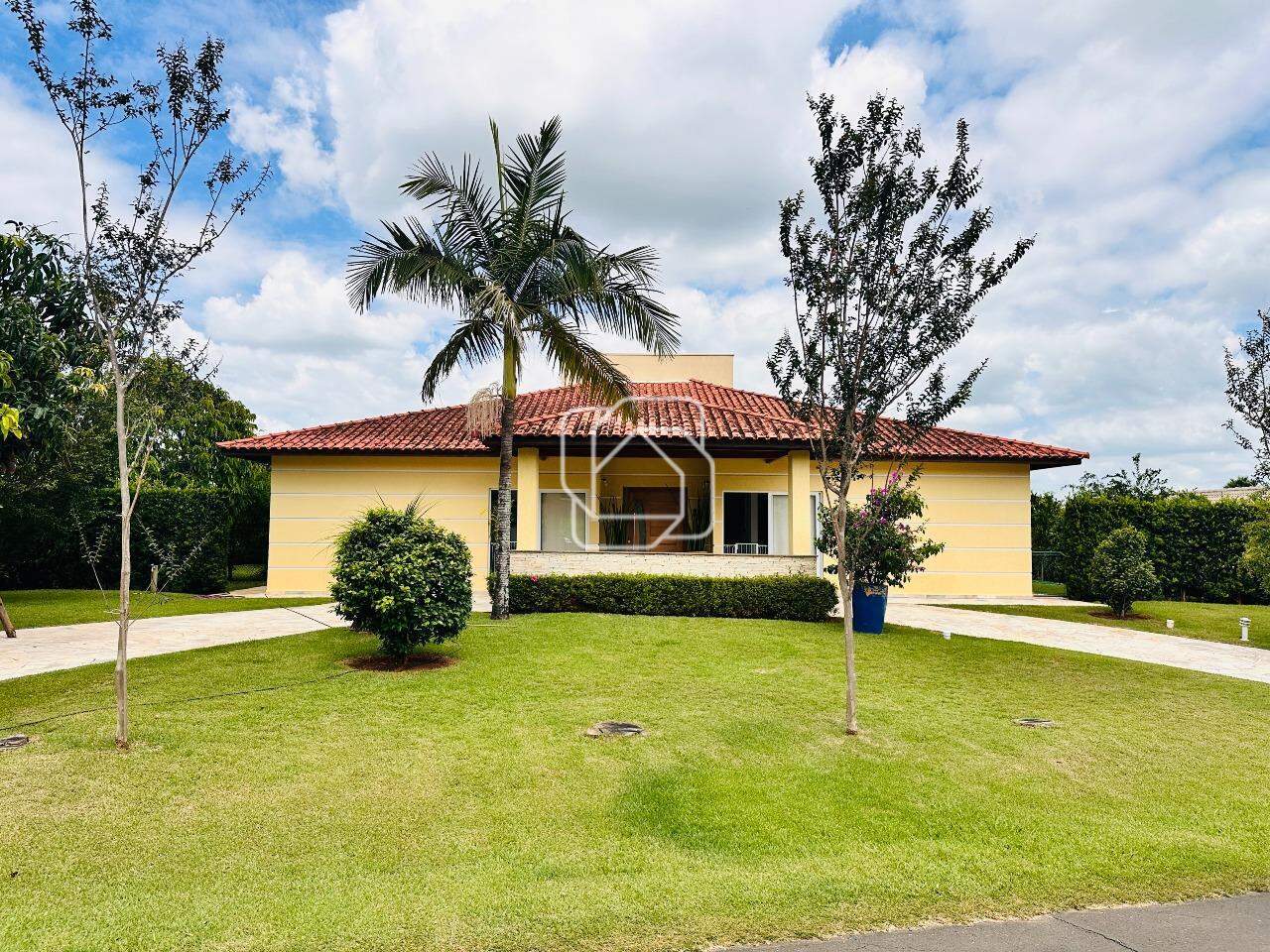Casa de Condomínio à venda em Salto - SP - Terras de Mont Serrat: Fachada