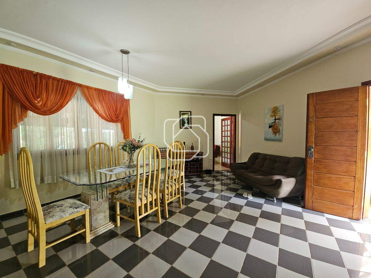Casa de Condomínio à venda em Indaiatuba - SP - Lagos de Shanadu: Sala de jantar