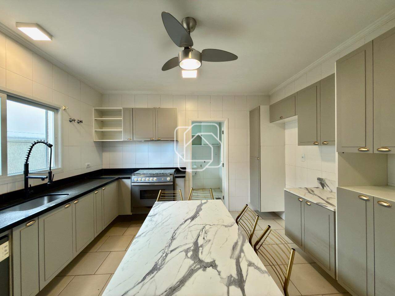 Casa de Condomínio à venda em Itu - SP - Portal da Vila Rica : Cozinha