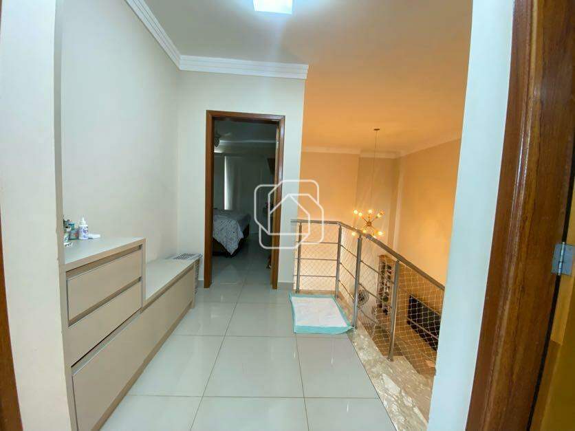 Casa de Condomínio para aluguel em Indaiatuba - SP - Jardim Residencial Alto de Itaici: Piso superior