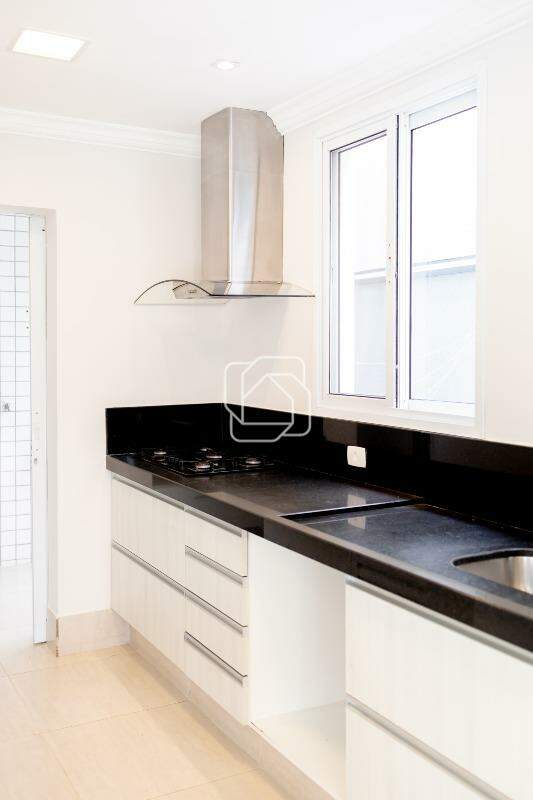 Casa de Condomínio para aluguel em Indaiatuba - SP - Residencial Beira da Mata: Cozinha