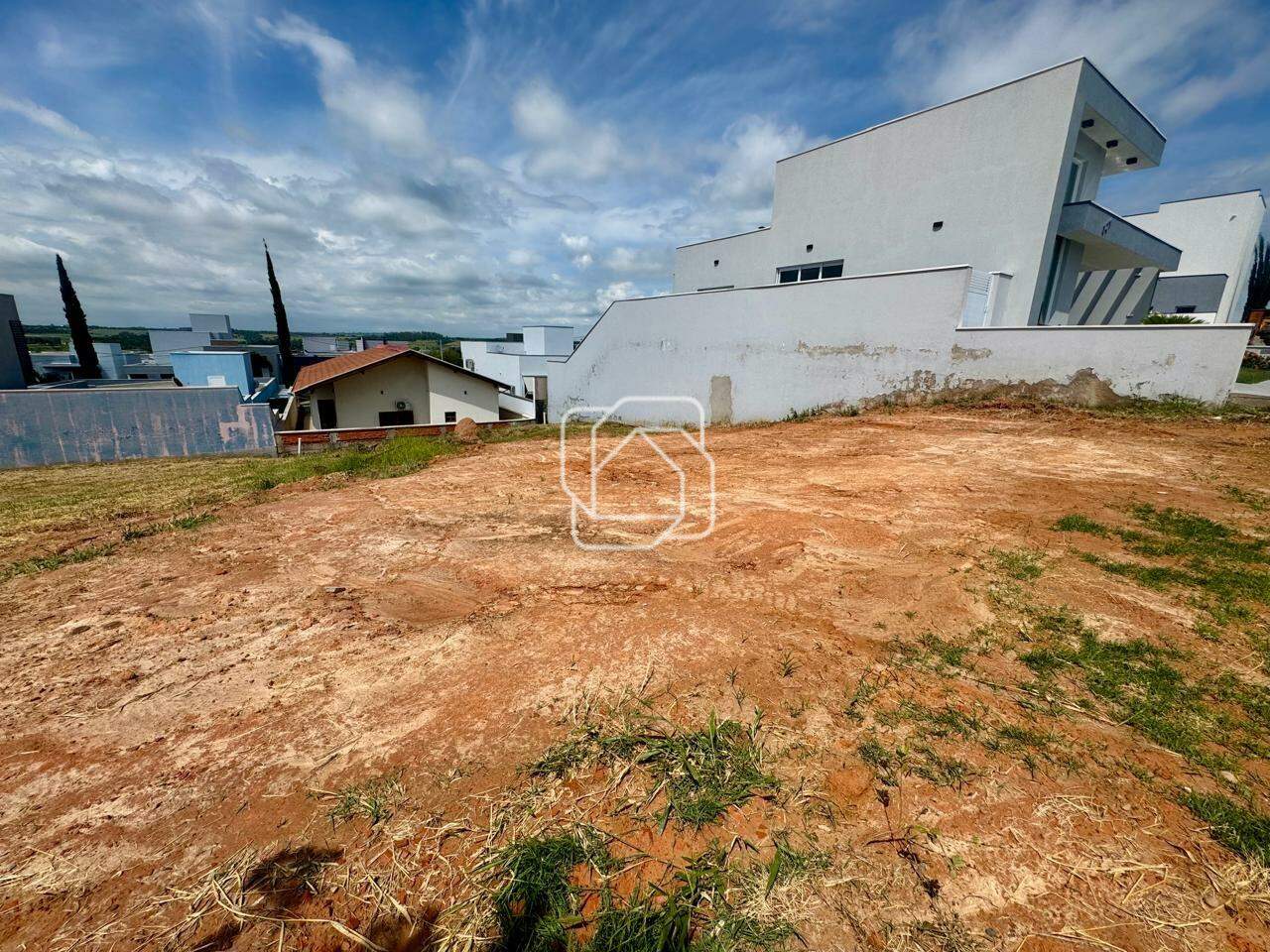 Terreno à venda em Salto - SP - Residencial Lagos D’Icaraí: 