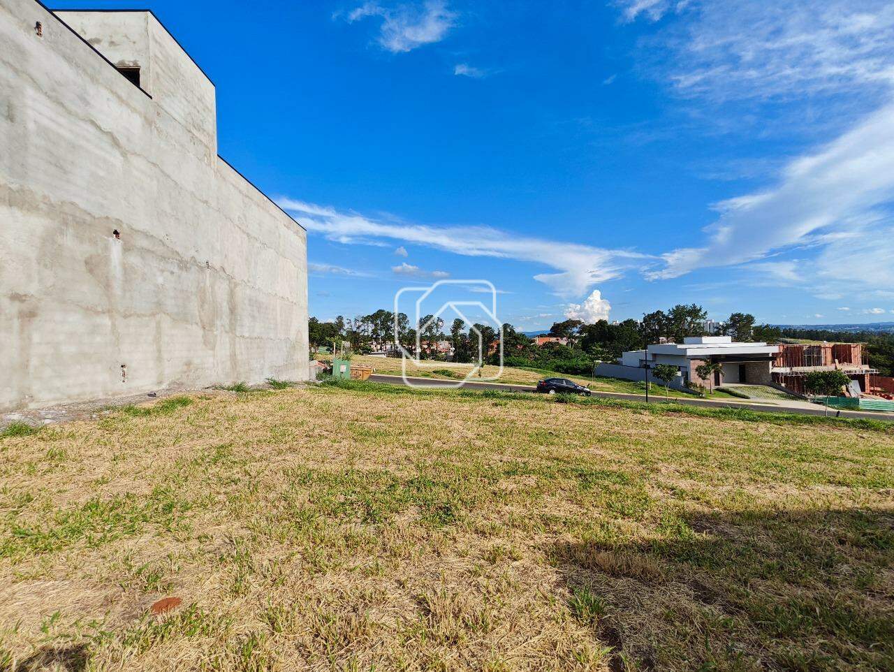 Terreno à venda em Indaiatuba - SP - Jardim Villa Sapezal: Visão geral do terreno