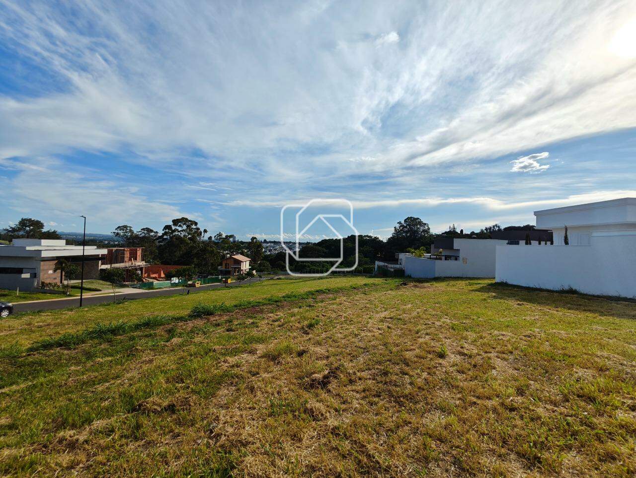 Terreno à venda em Indaiatuba - SP - Jardim Villa Sapezal: Visão geral do terreno