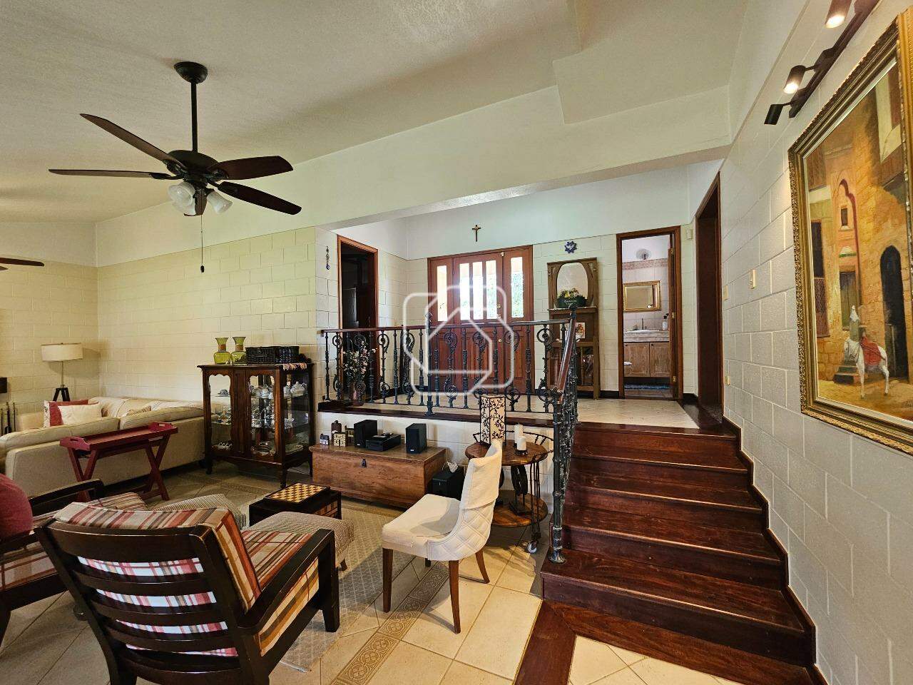 Casa de Condomínio à venda em Indaiatuba - SP - Recanto das Flores: Sala de estar
